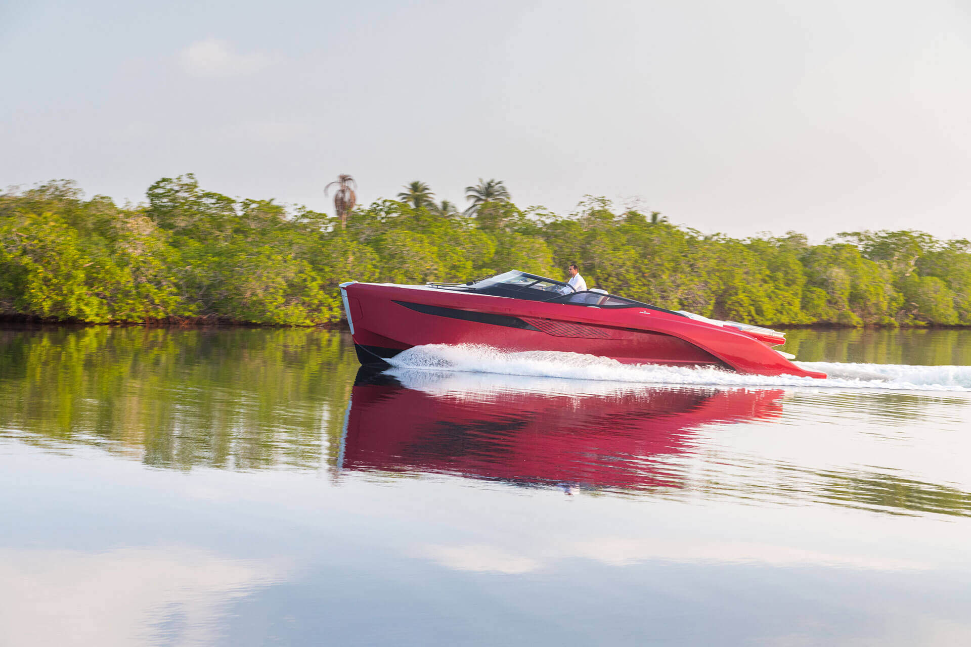 Princess R35 | Princess Yachts Sweden Denmark Norway